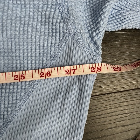 OFFLINE By Aerie Wow Waffle Oversized T-Shirt Blue Women's Medium  Boho Coastal - Picture 5 of 9